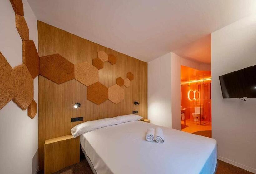 هتل Nature By Raidom