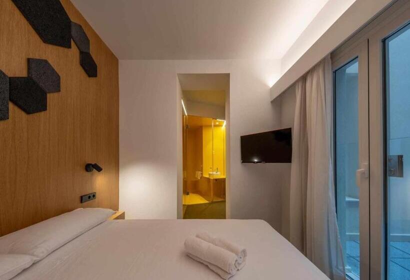 هتل Nature By Raidom