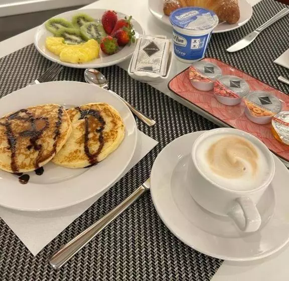 هتل Outside Boutique