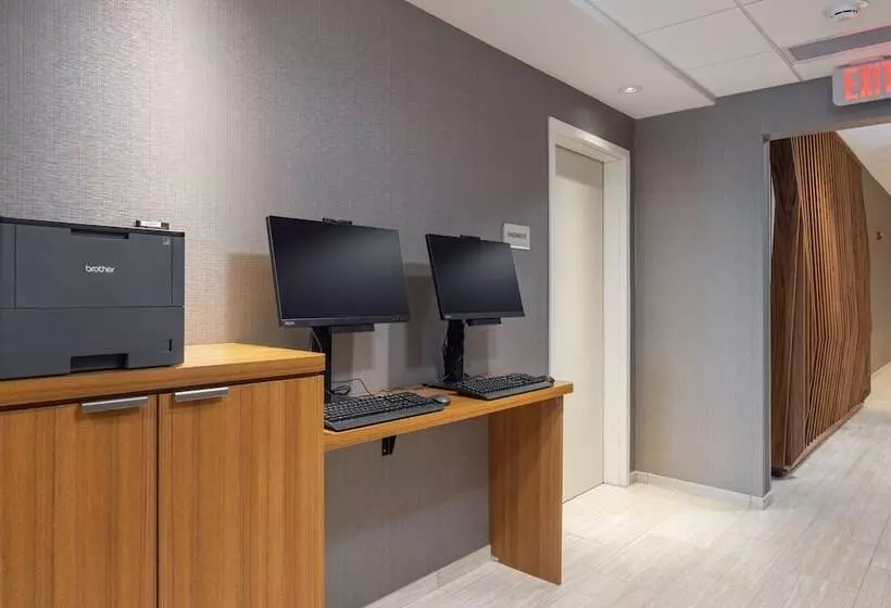 ホテル Springhill Suites By Marriott Tucson At The Bridges