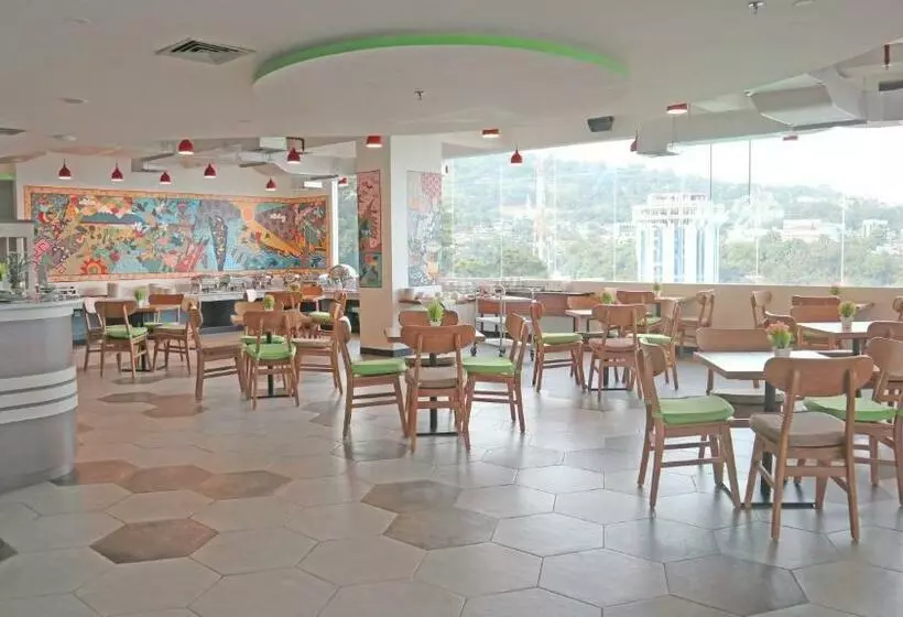 Maxonehotels At Jayapura