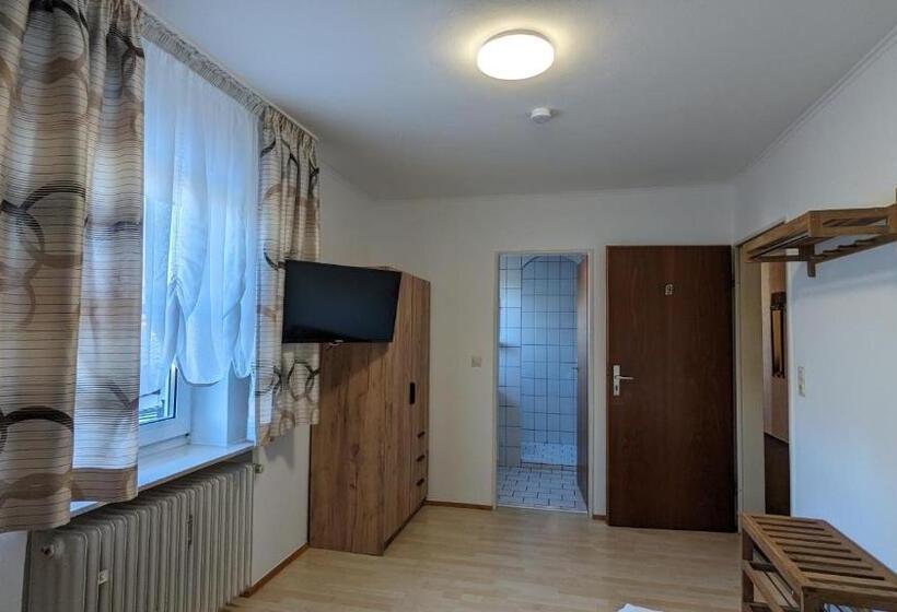 Пансион Cafe Zum Toni