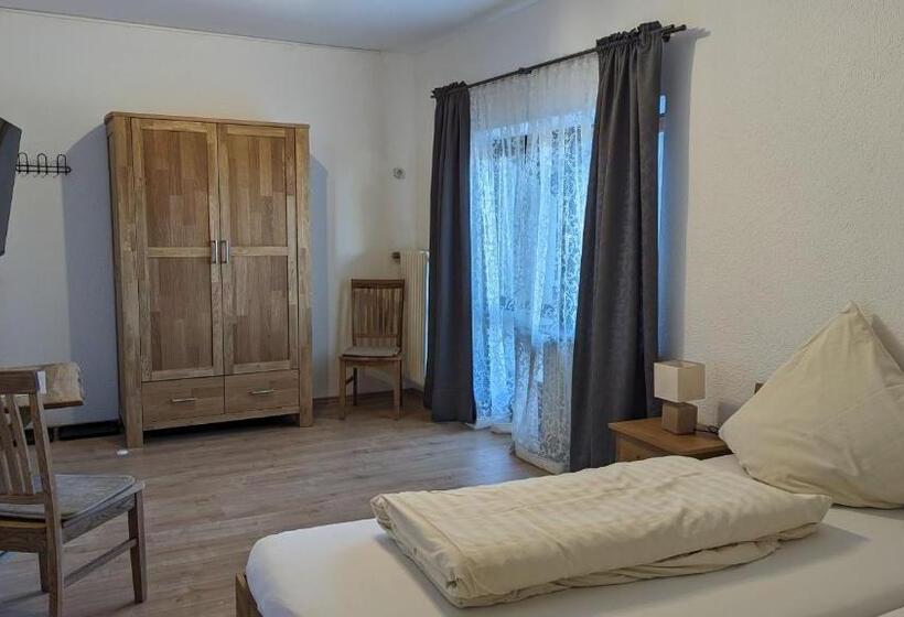 Пансион Cafe Zum Toni