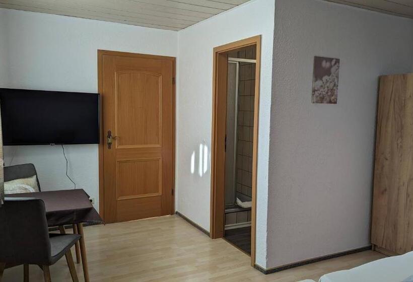 Пансион Cafe Zum Toni