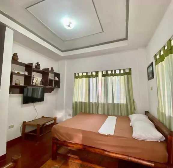 Majatalo La Casa Blanca Binoclutan Beach Resort