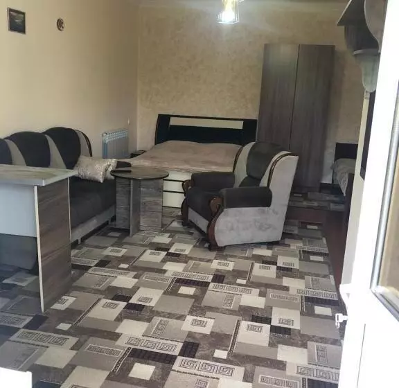 ペンション Norik Guest House