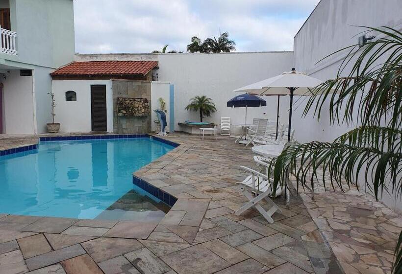 펜션 Royal Inn Spa & Pousada