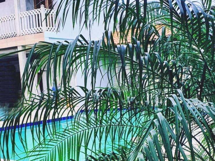 펜션 Royal Inn Spa & Pousada