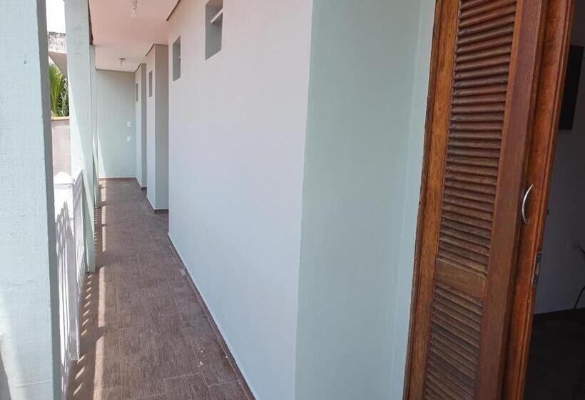 펜션 Royal Inn Spa & Pousada