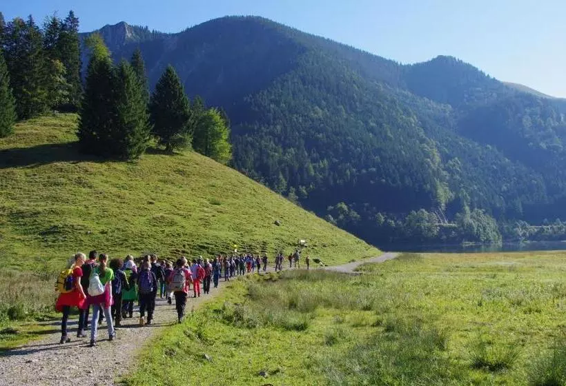 Retkeilymaja Blsv Sportcamp Direkt Im Wandergebiet Spitzingsee