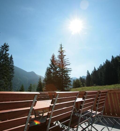 Hospedaria Blsv Sportcamp Direkt Im Wandergebiet Spitzingsee