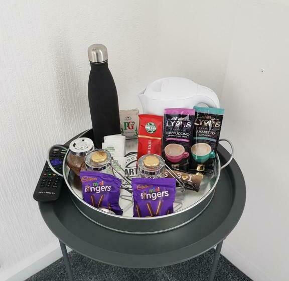 مبيت وإفطار The Cedars