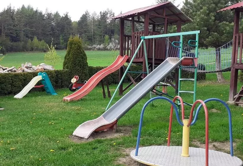 ホテル Agroturystyka Pod Złotą Wiechą