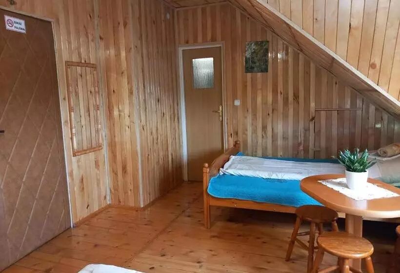 ホテル Agroturystyka Pod Złotą Wiechą