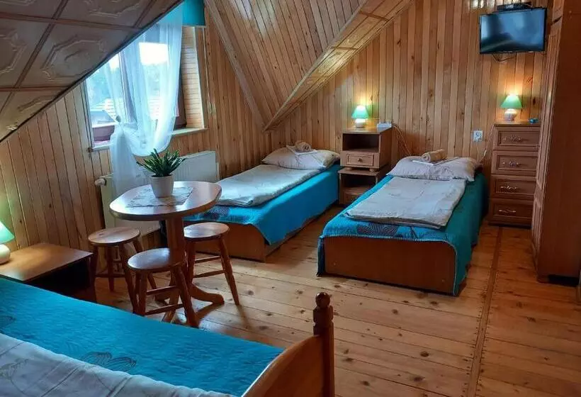 ホテル Agroturystyka Pod Złotą Wiechą
