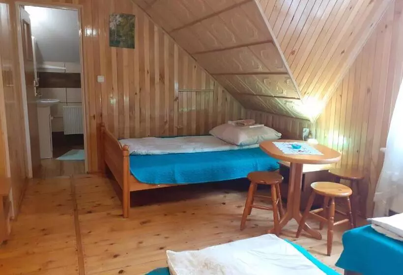ホテル Agroturystyka Pod Złotą Wiechą