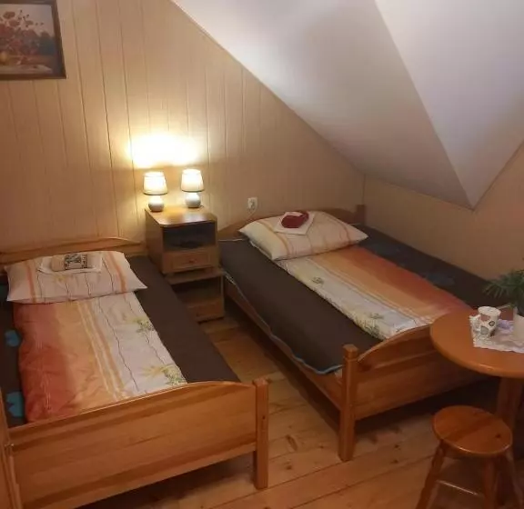 ホテル Agroturystyka Pod Złotą Wiechą