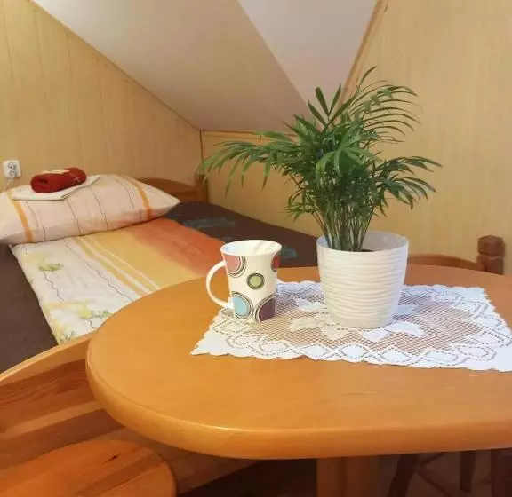 ホテル Agroturystyka Pod Złotą Wiechą
