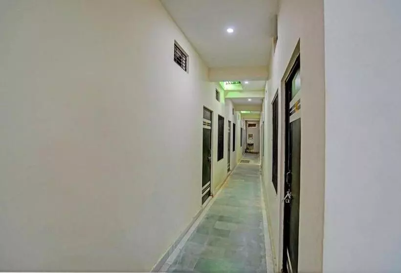 ホテル Flagship Rahi Paying Guest House