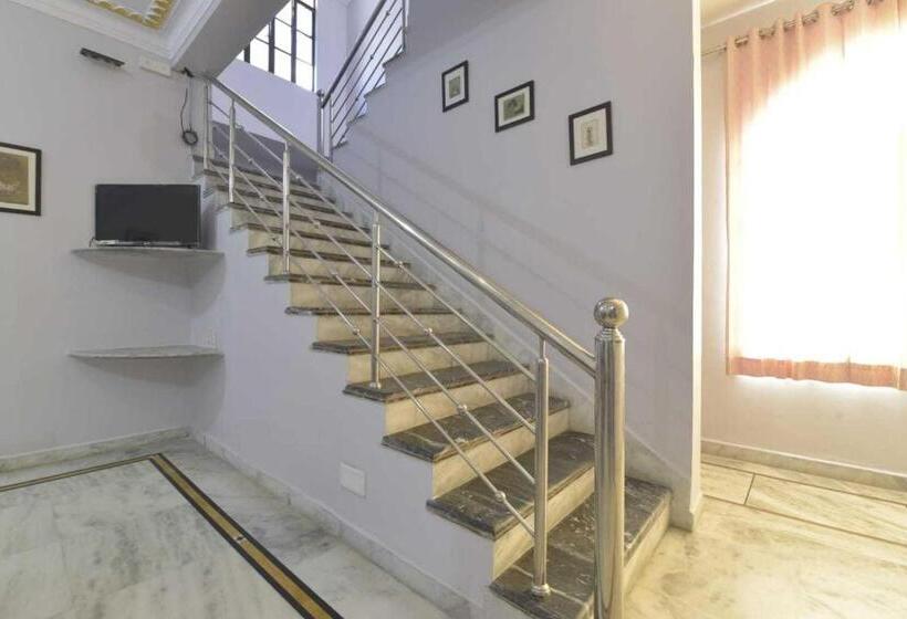 בית מלון כפרי Flagship The Castle Heritage Villa