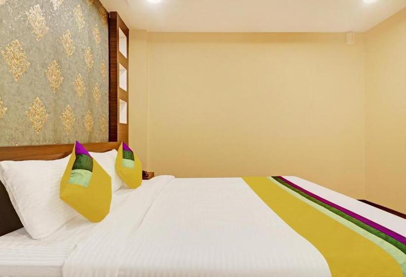 Itsy Hotels Sapphire Residency