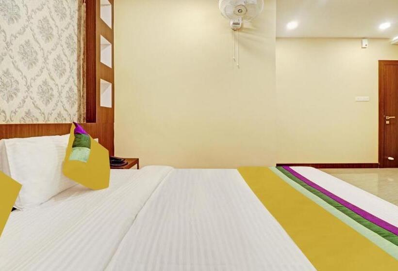 Itsy Hotels Sapphire Residency