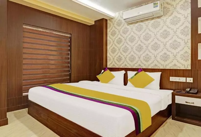 Itsy Hotels Sapphire Residency