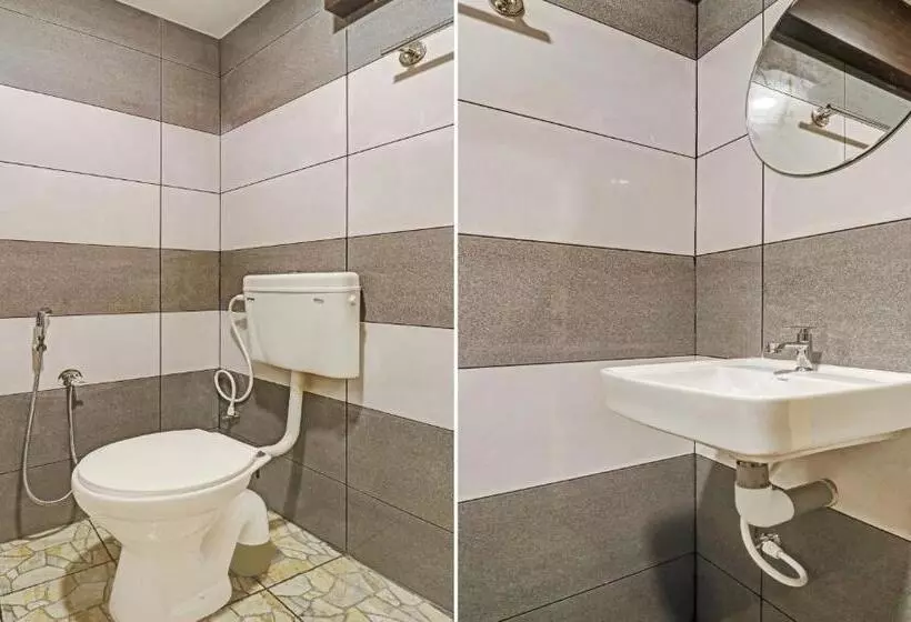 Itsy Hotels Sapphire Residency