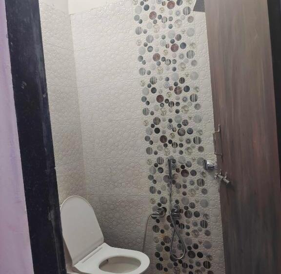 酒店 Oyo 70355  Shaurya