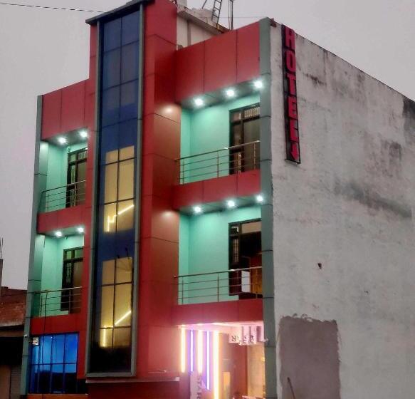 酒店 Oyo 70355  Shaurya