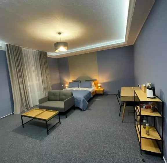 Hotelli Residenz Luxury Apartments, Klima, Kostenlose Parkplätze,netflix, Outlet 200 Meter