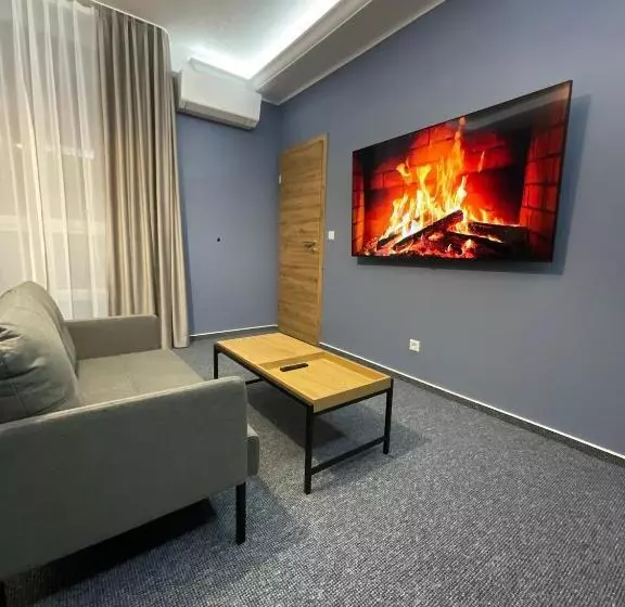 Hotelli Residenz Luxury Apartments, Klima, Kostenlose Parkplätze,netflix, Outlet 200 Meter
