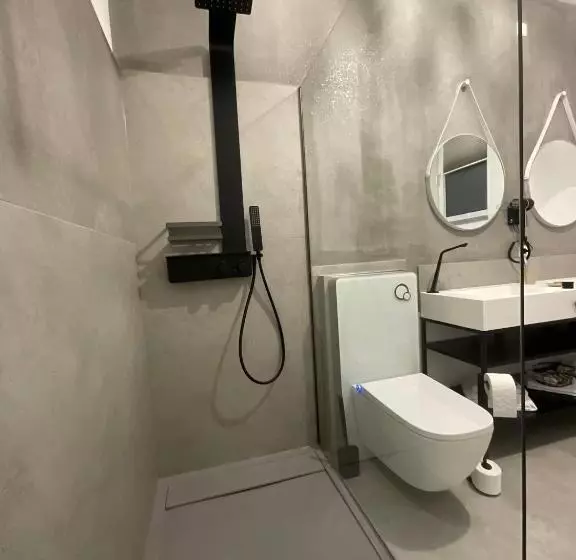 Hotelli Residenz Luxury Apartments, Klima, Kostenlose Parkplätze,netflix, Outlet 200 Meter