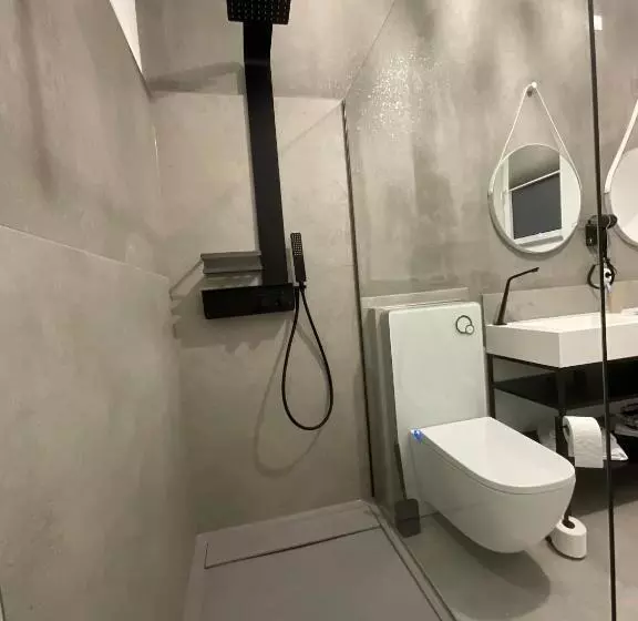 Hotelli Residenz Luxury Apartments, Klima, Kostenlose Parkplätze,netflix, Outlet 200 Meter