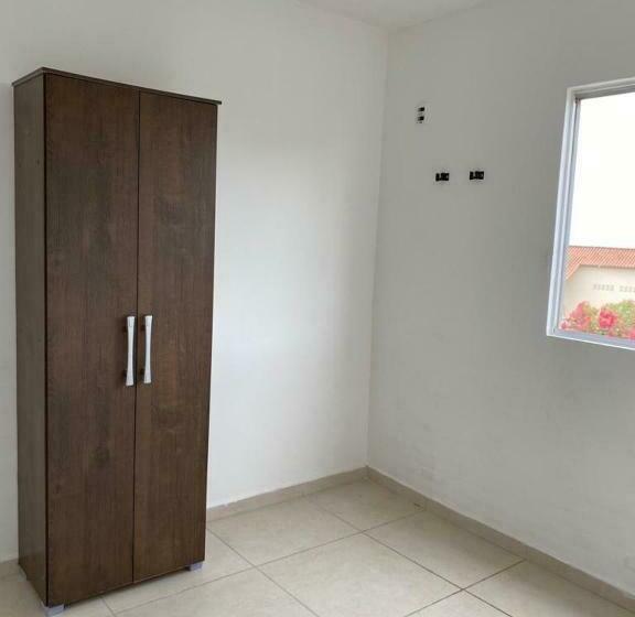 Отель Suites Do Mar