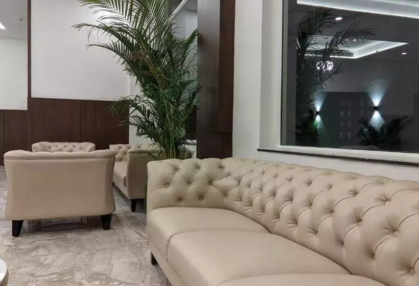 Mayur Belgaum Presidency Hotel & Spa   10 Kms From Belgaum Airport Ixg