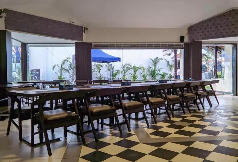 Mayur Belgaum Presidency Hotel & Spa   10 Kms From Belgaum Airport Ixg