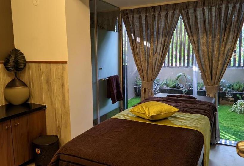 Mayur Belgaum Presidency Hotel & Spa 10 Kms From Belgaum Airport Ixg