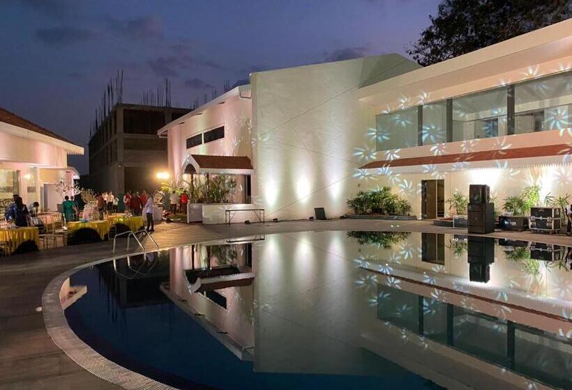 Mayur Belgaum Presidency Hotel & Spa 10 Kms From Belgaum Airport Ixg