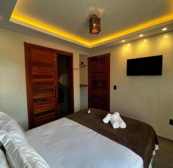 Milos Hotel Icaraizinho