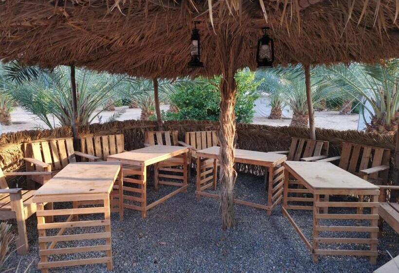 مُتل Almazham Camp Resort