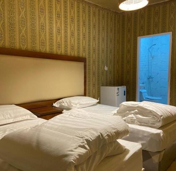 مُتل Almazham Camp Resort