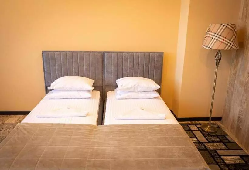 پانسیون B H Y Guesthouse In Yerevan