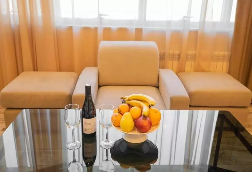 پانسیون B H Y Guesthouse In Yerevan
