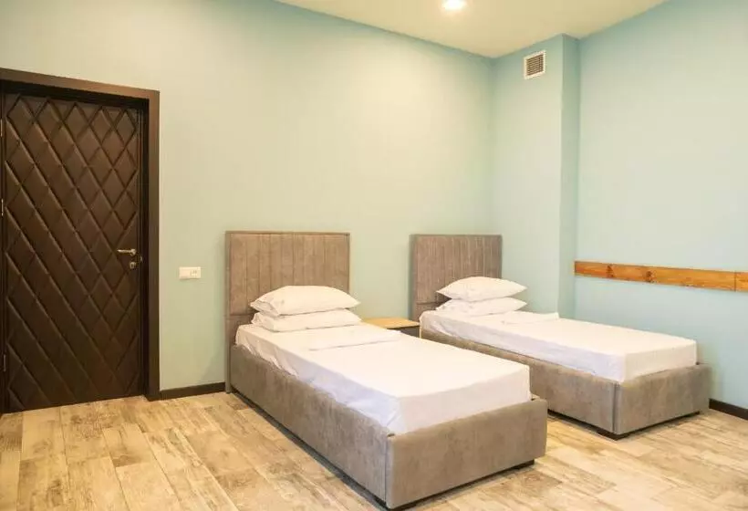 پانسیون B H Y Guesthouse In Yerevan