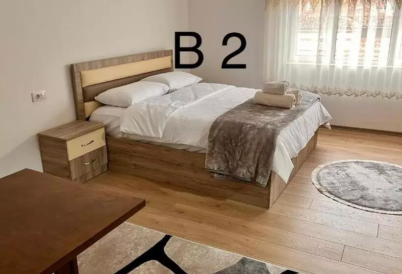 ペンション Dritëza