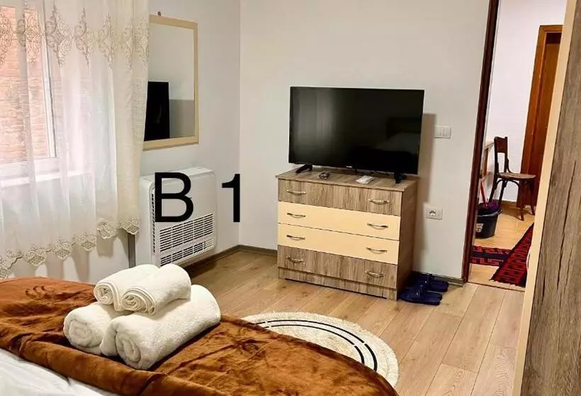 ペンション Dritëza