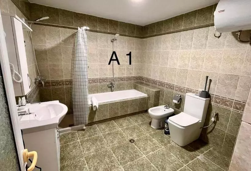 ペンション Dritëza