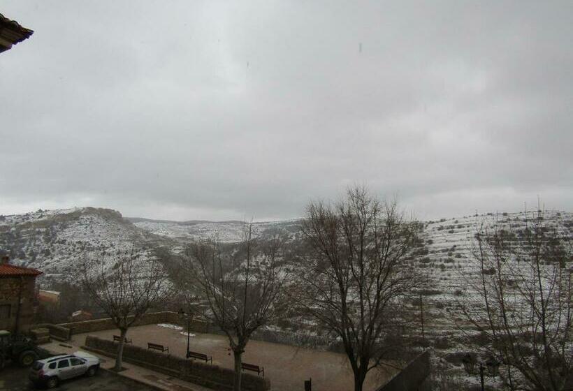 ペンション Habitaciones Hostal Paquita