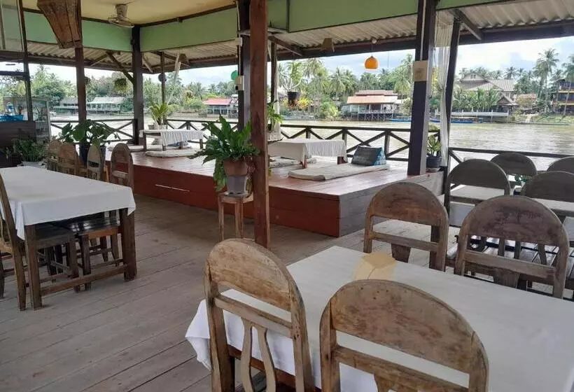 Majatalo Rivergarden Guesthouse And Restaurant